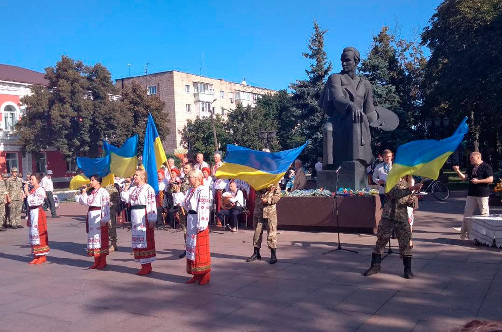 Колективи МБК на мітингу до Дня Прапора. 23.08.2018 р.