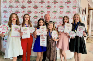 Вітаємо з творчими здобутками!