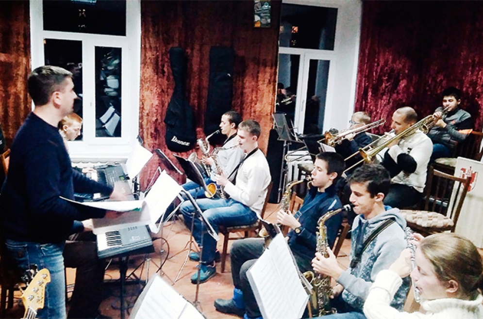 Репетиція естрадного оркестру